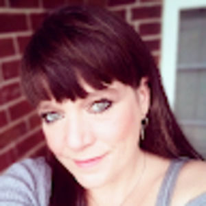 Meet your Posher, Liz